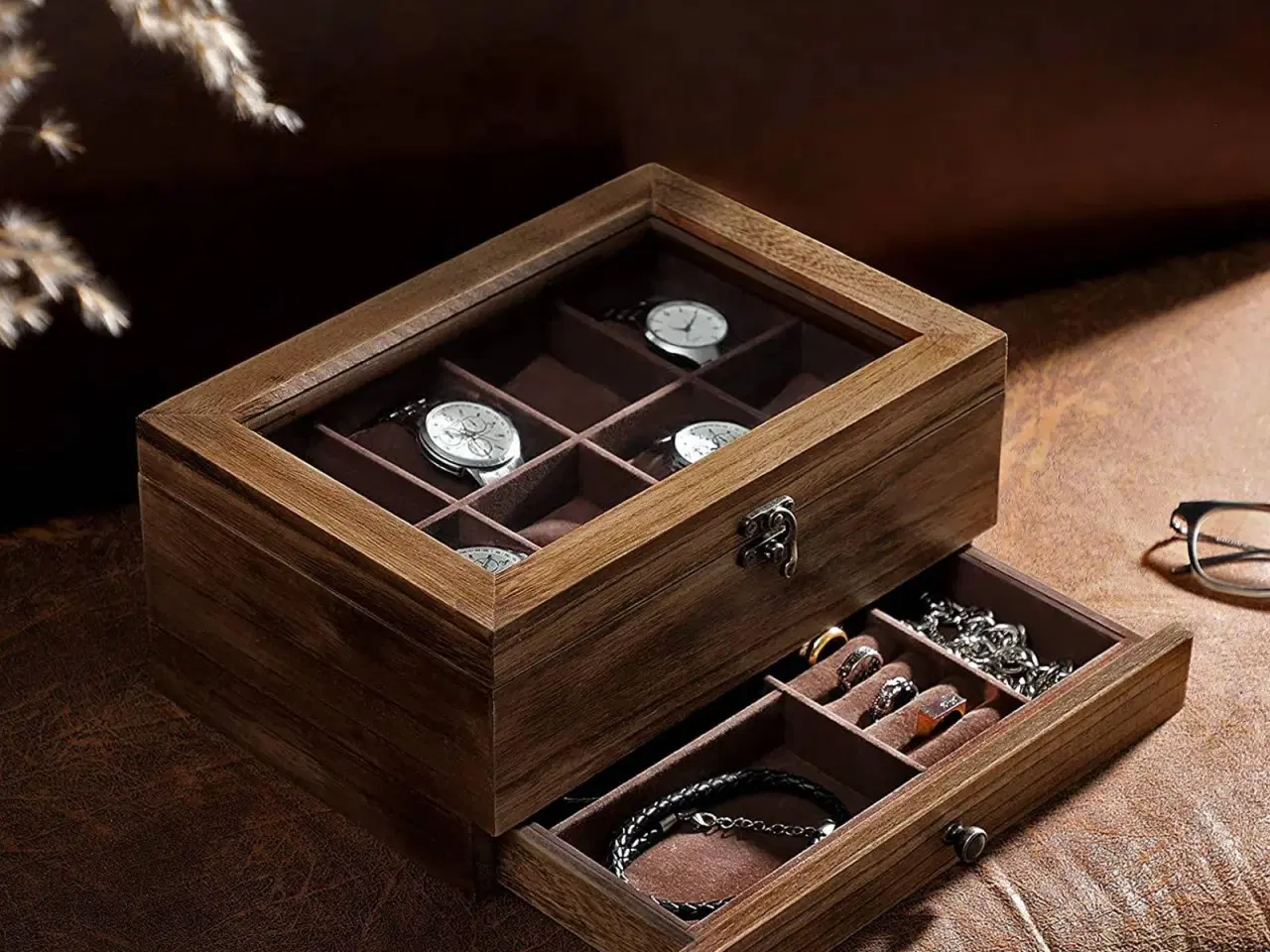 Billede 2 - Urkasse i træ med glaslåg 2 etager, 8 rum, rustik valnød