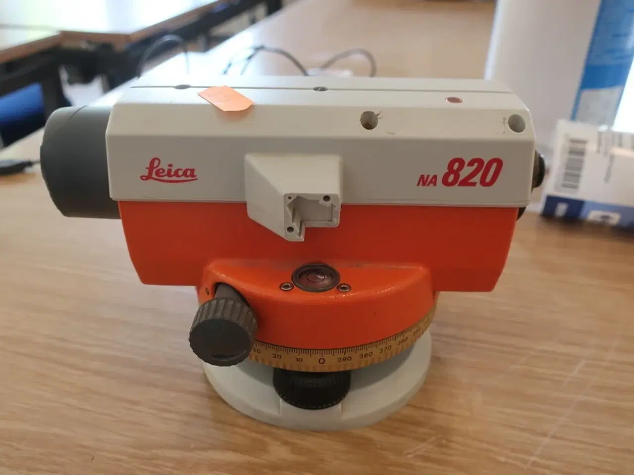 Billede 1 - Nivelleringsapparat LEICA NA820