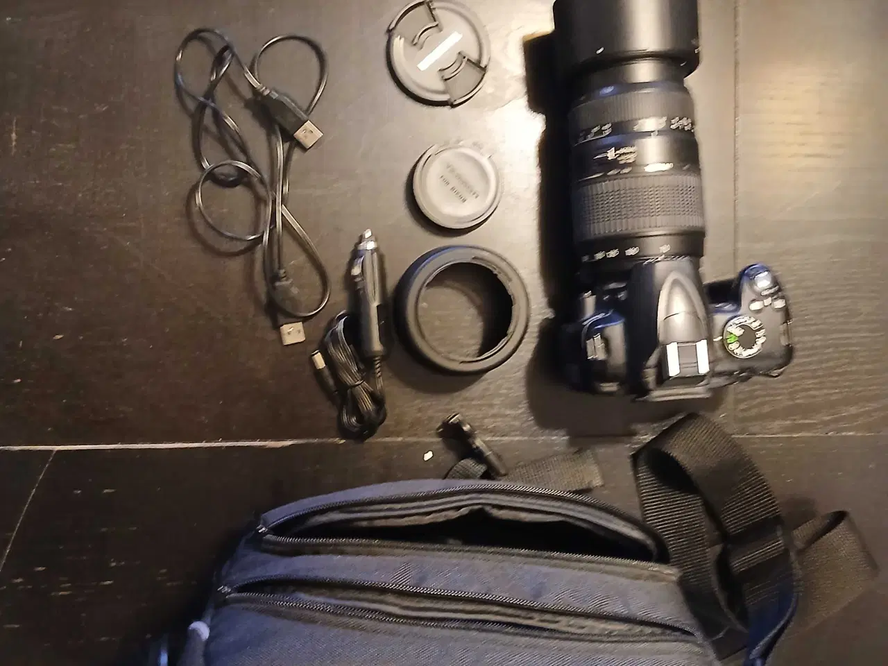 Billede 3 - Nikon D3000 spejlreflekskamera – komplet sæt – kla