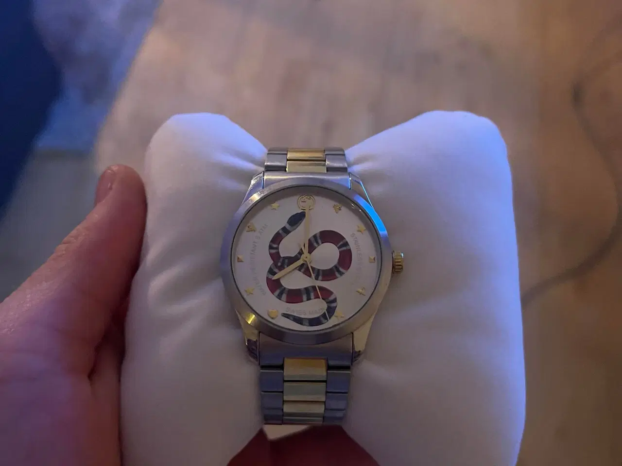Billede 1 - Gucci G-Timeless watch, 38mm 