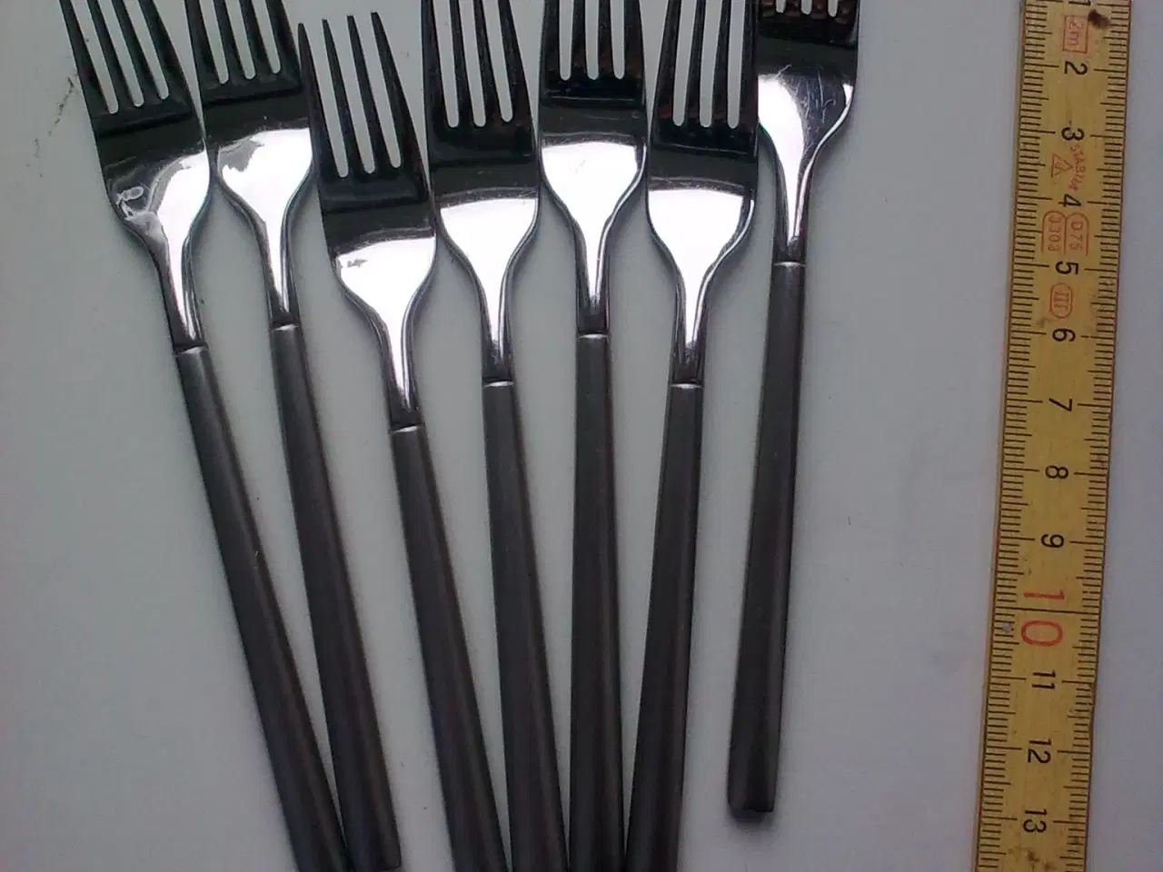 Billede 13 - Kagegafler 14 stk. rustfri stål 1970rnes DK o.a.