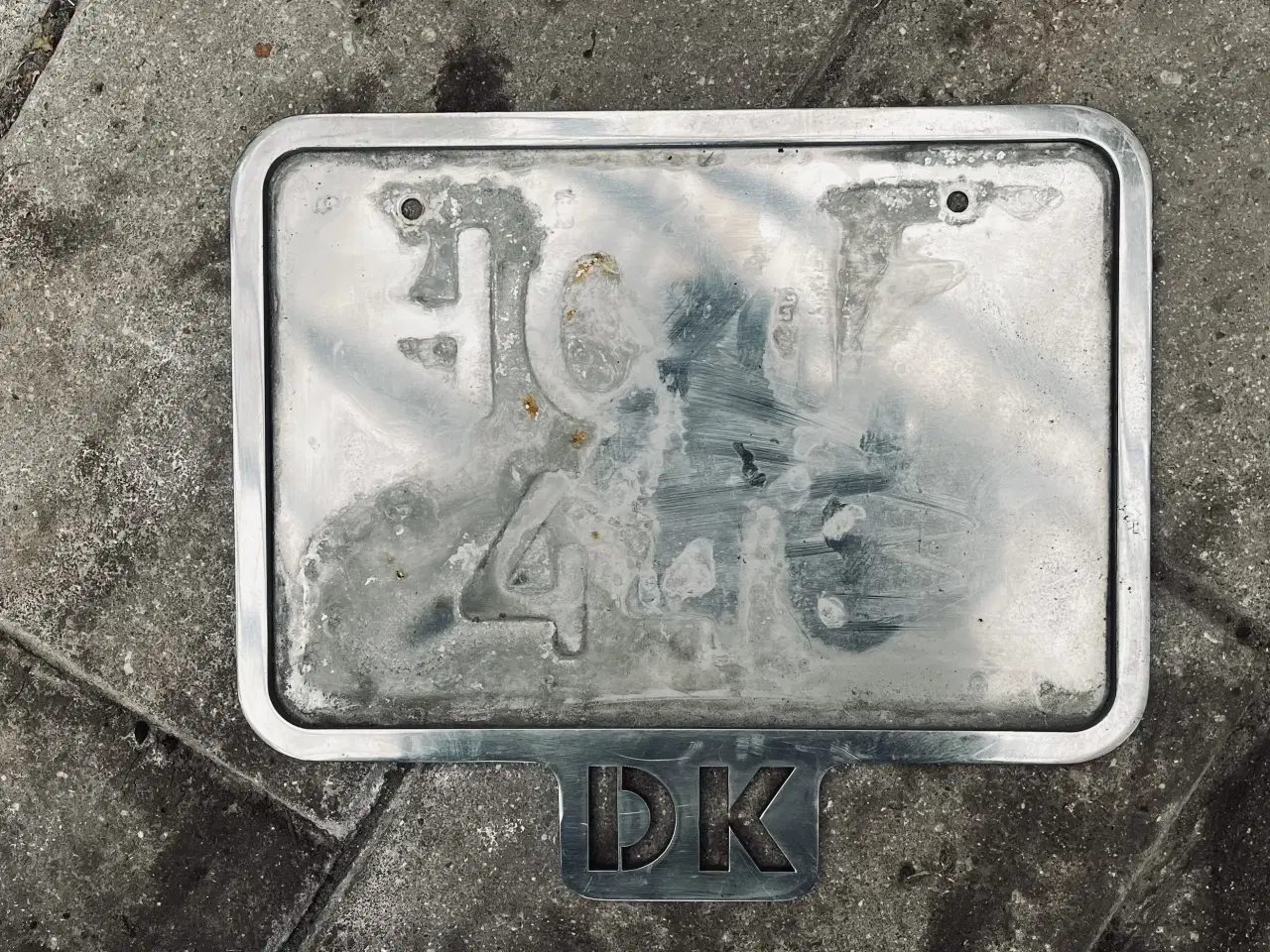 Billede 1 - Ramme til nummerplade