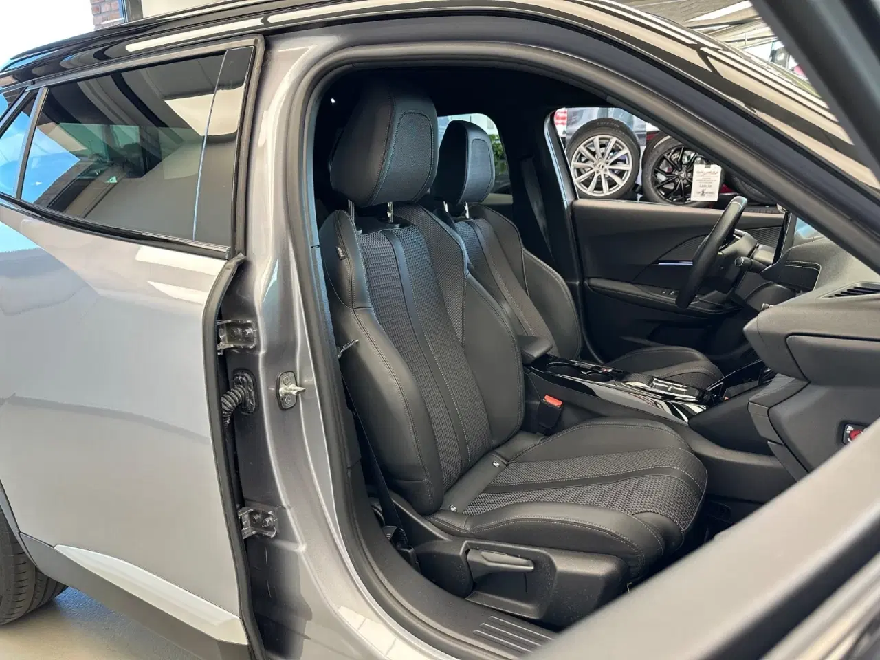 Billede 11 - Peugeot e-2008 50 GT