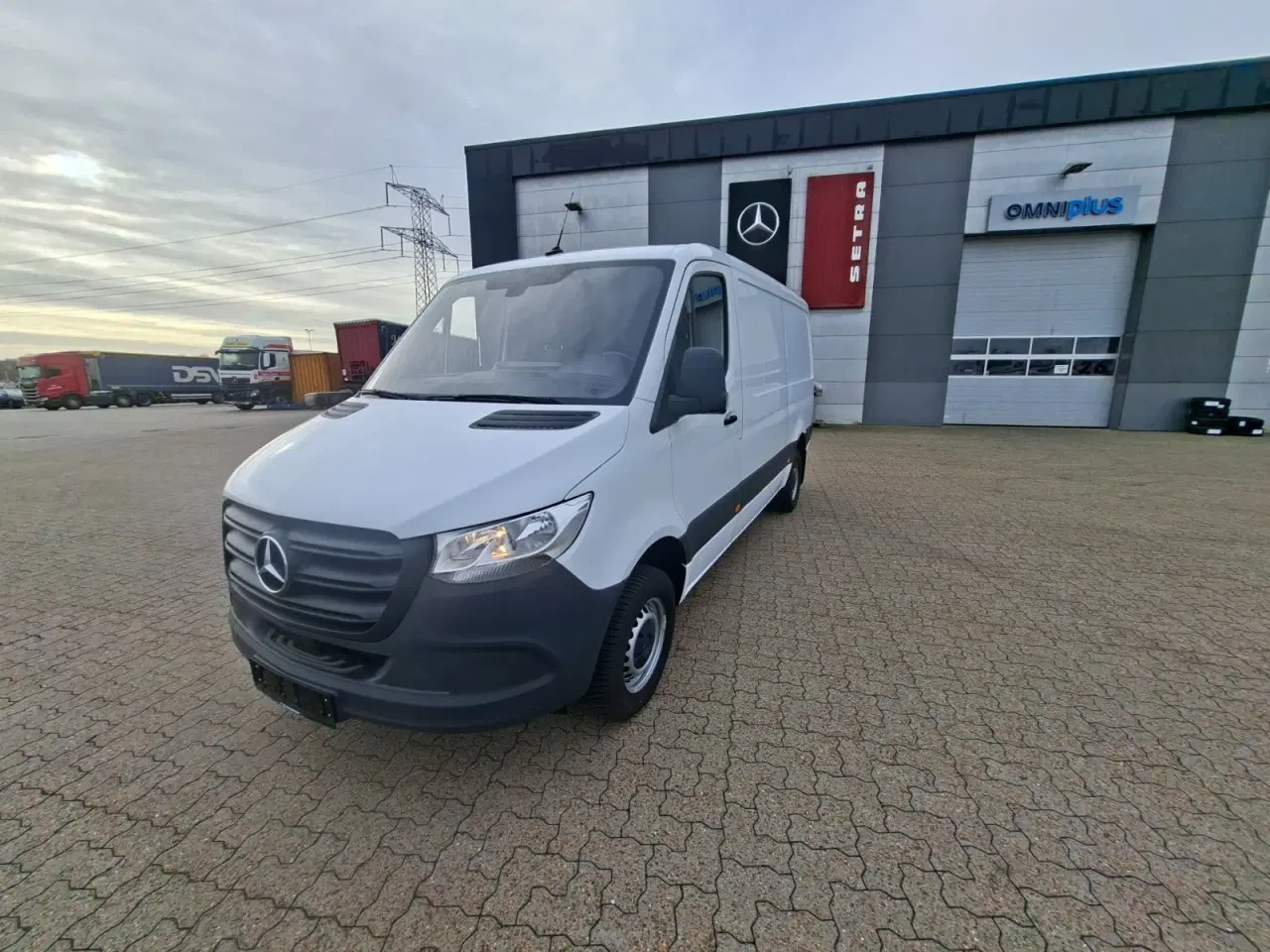 Billede 1 - Mercedes Sprinter 317 2,0 CDi A2 Kassevogn aut. RWD