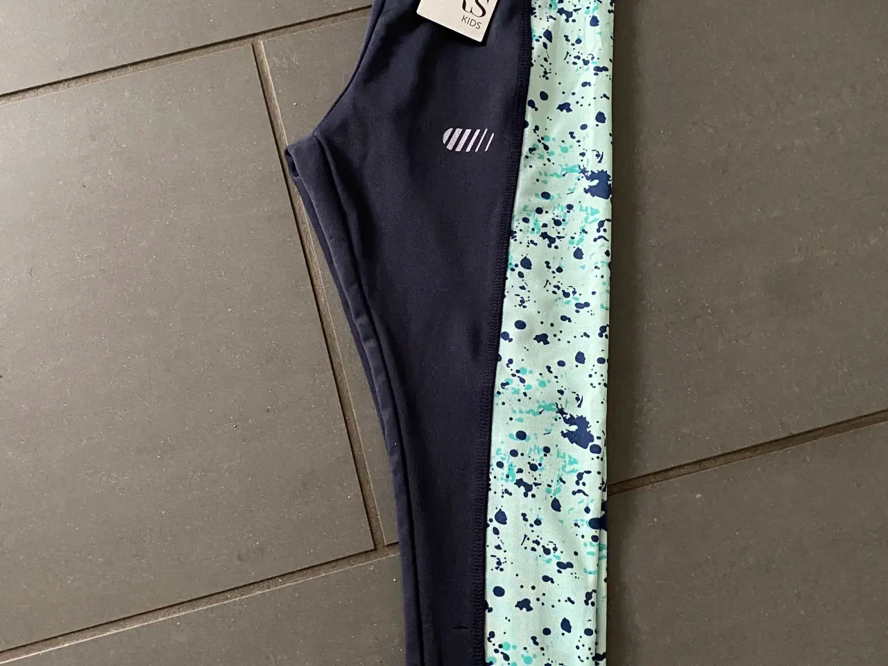 Billede 2 - Sommer pigejakke - 6 dele str 3-4 år