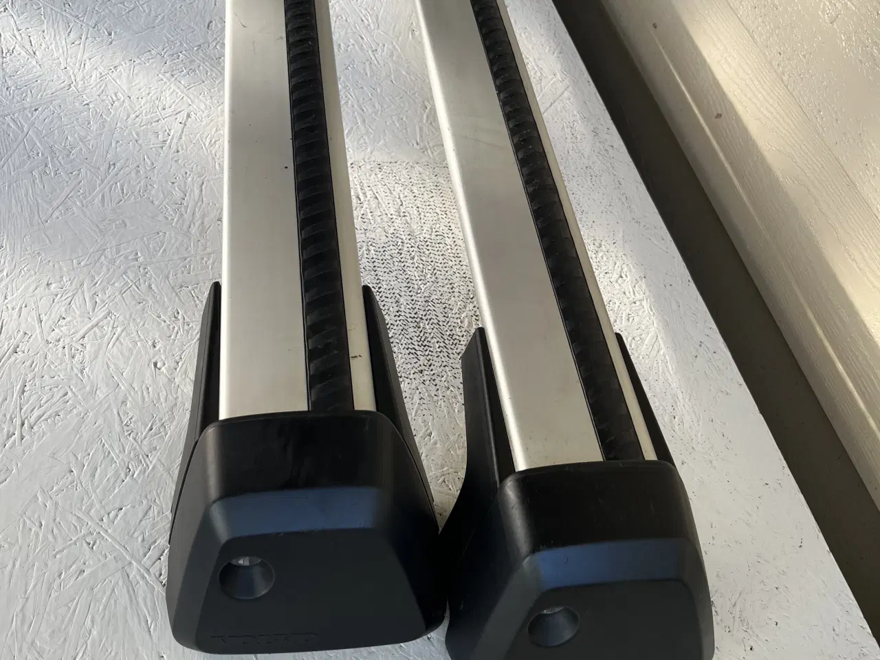 Billede 2 - Tagbøjler til Volvo