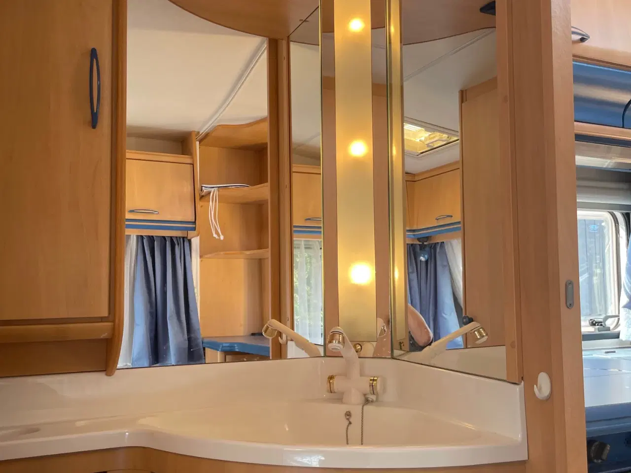 Billede 8 - Hobby Campingvogn sælges