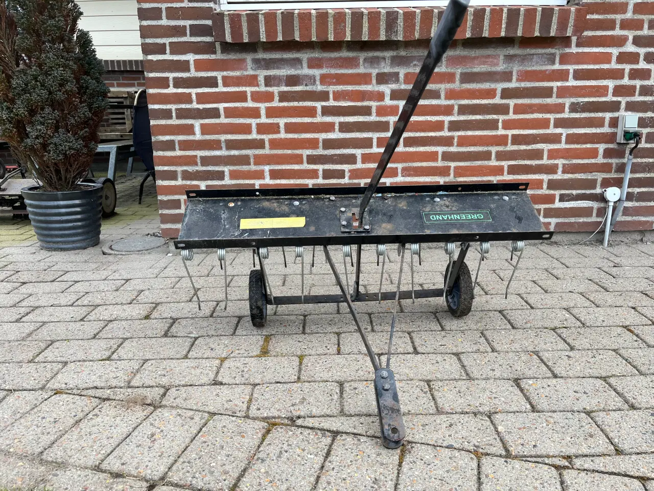 Billede 1 - Rive til plænetraktor