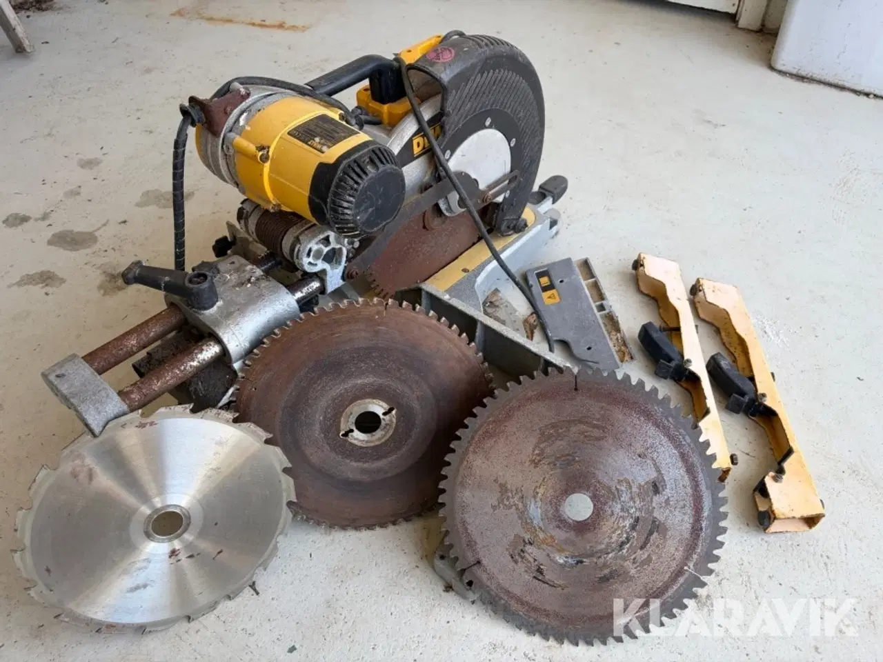 Billede 3 - Kap-/gæringssav DeWalt DW718