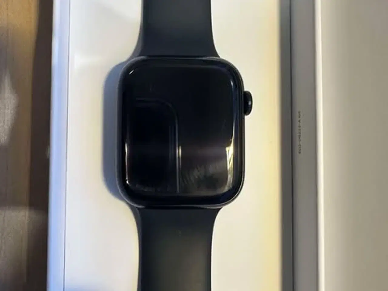 Billede 2 - Apple Watch Serie 9, 45mm + original rem + 2 rem.