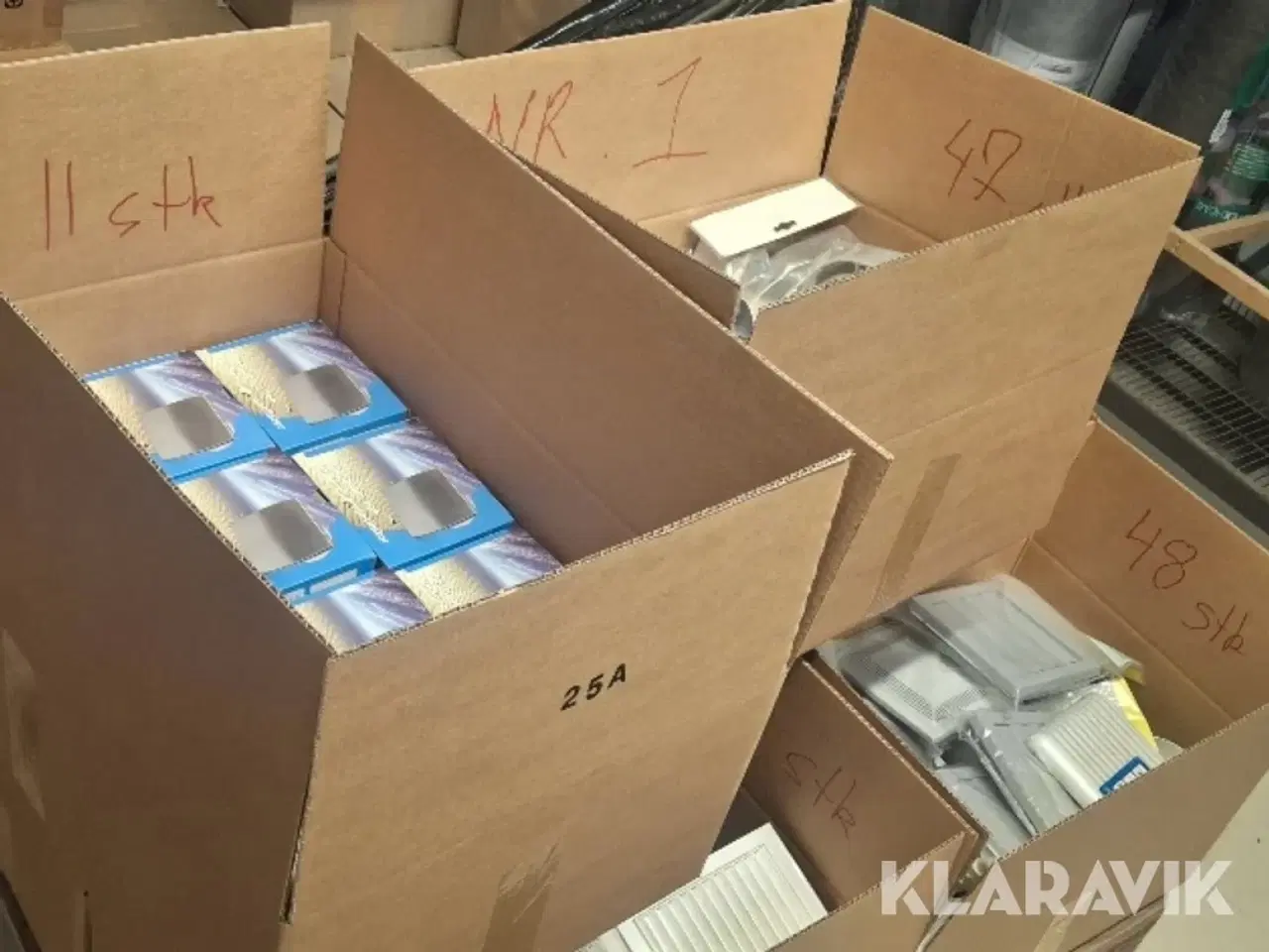 Billede 1 - Ventilationstilbehør cirka 200 enheder samlet