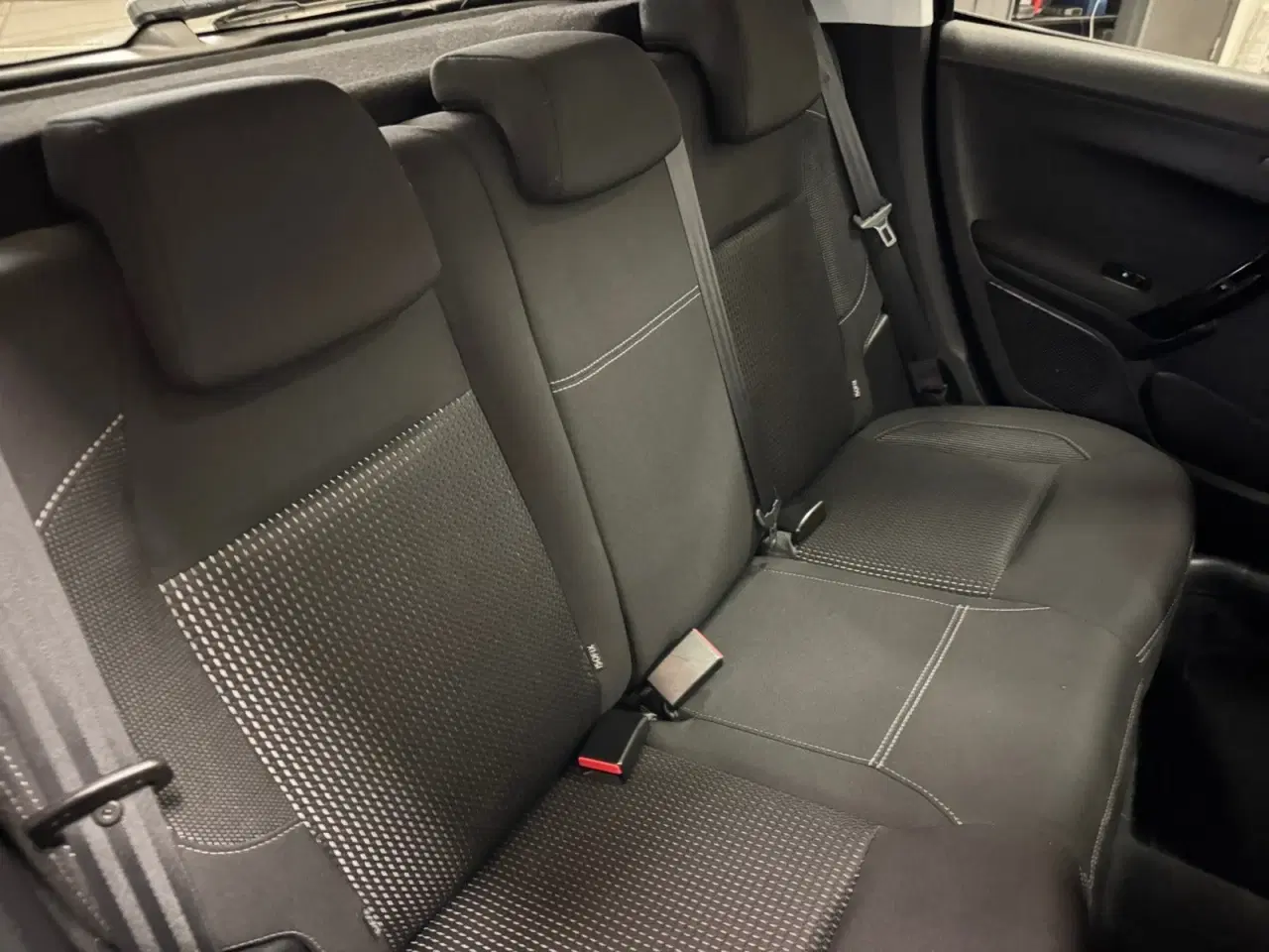 Billede 16 - Peugeot 208 1,5 BlueHDi 100 Allure Sky