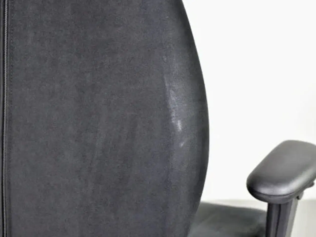 Billede 6 - Efg kontorstol med sort polster og armlæn