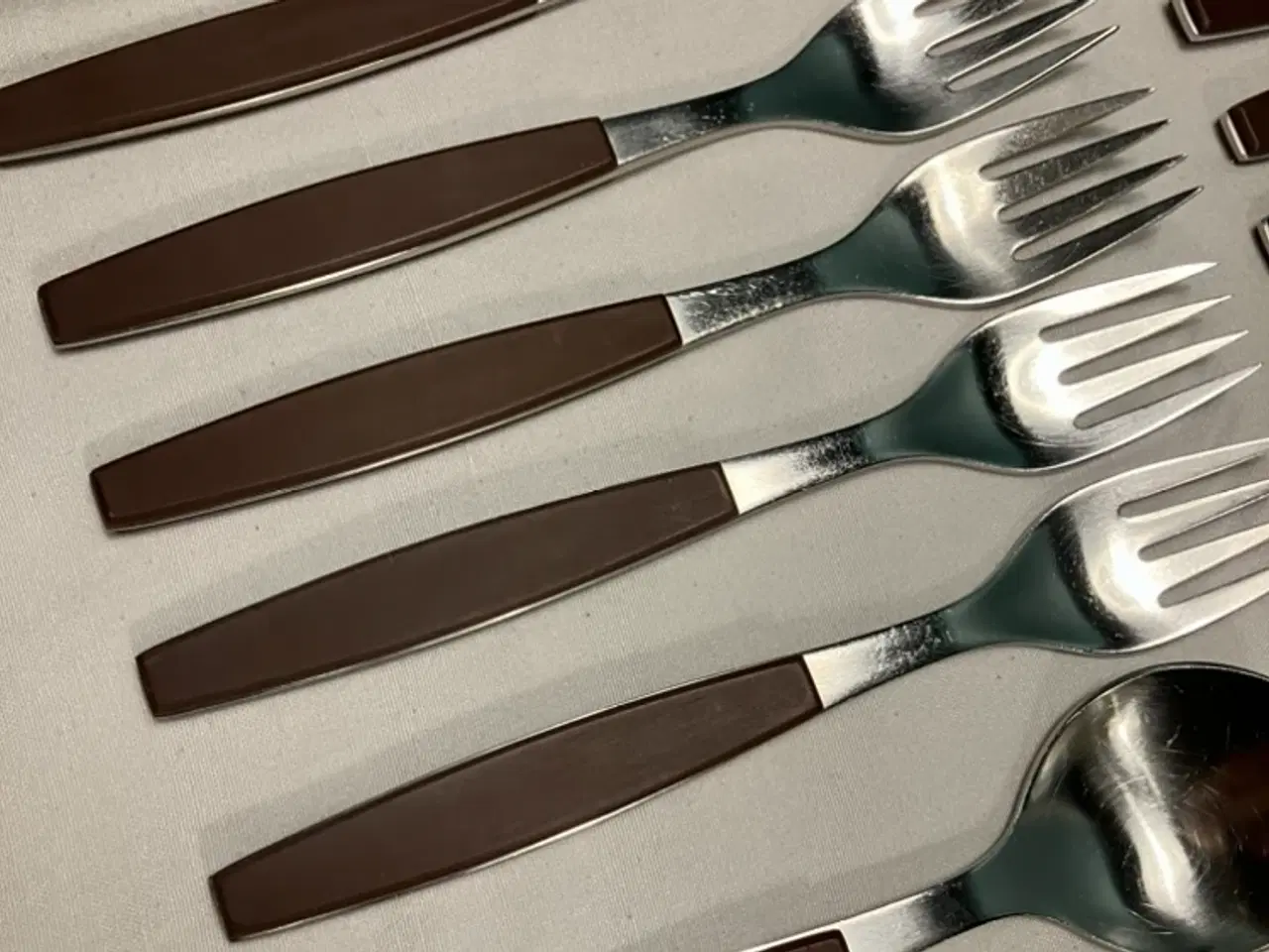 Billede 4 - 19 dele Georg Jensen, Strata bestik 