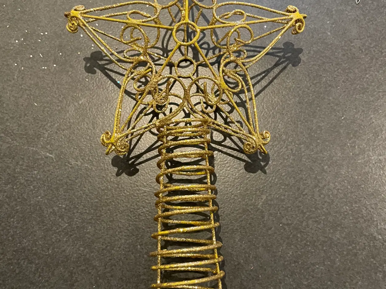 Billede 2 - Stjerne med lys,topstjerne lille,glimmer træ,gierl