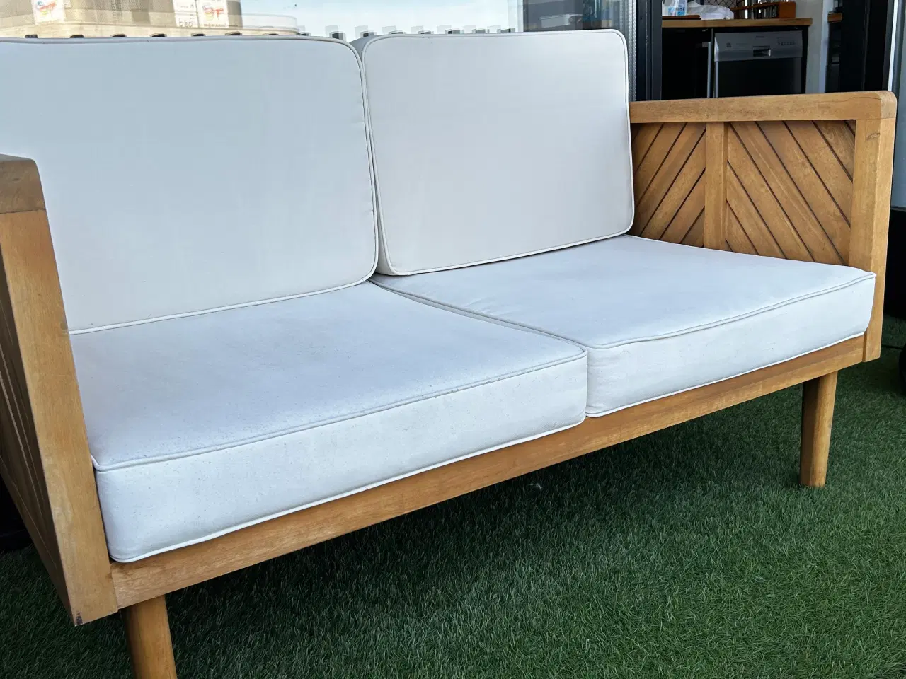 Billede 3 - Garden sofa & coffee table (Baratti)