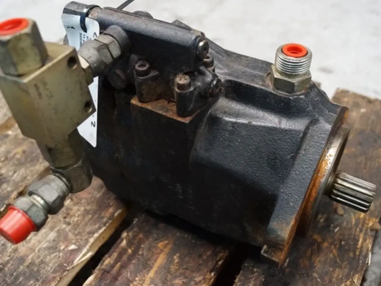 Billede 4 - Case 8010 Hydraulikpumpe 87105987