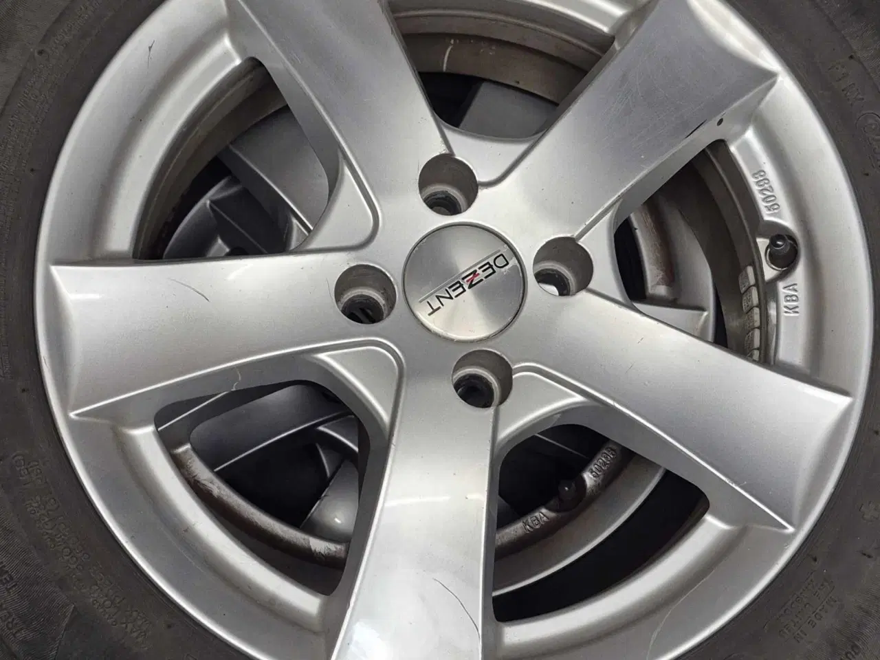 Billede 2 - Alufælge med dæk