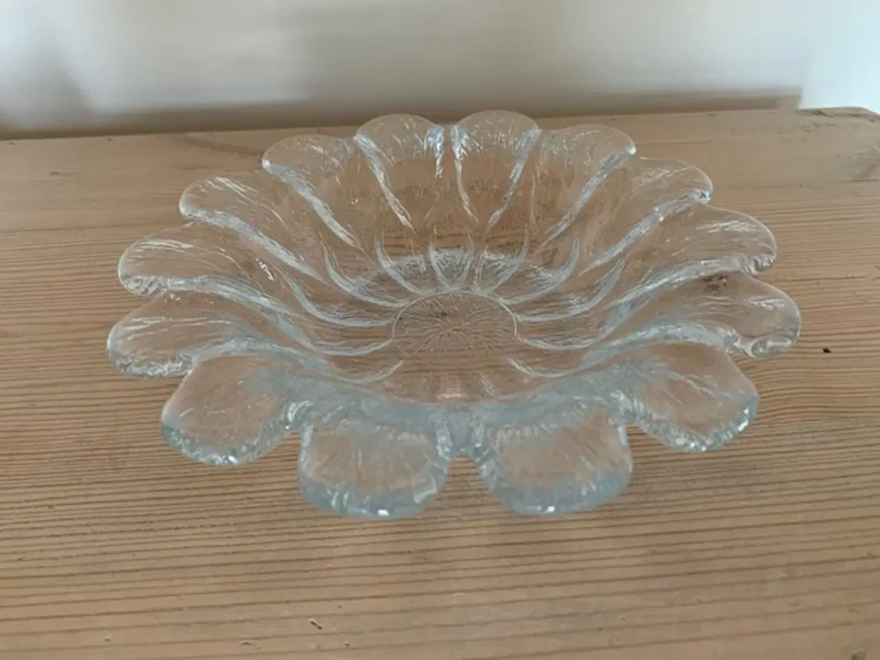 Billede 1 - Holmegaard, Åkande, stort fad i glas, Ø22 cm.