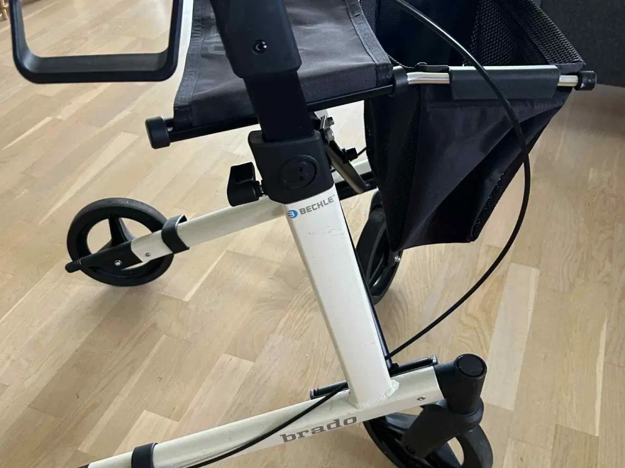 Billede 2 - Rollator med bremse