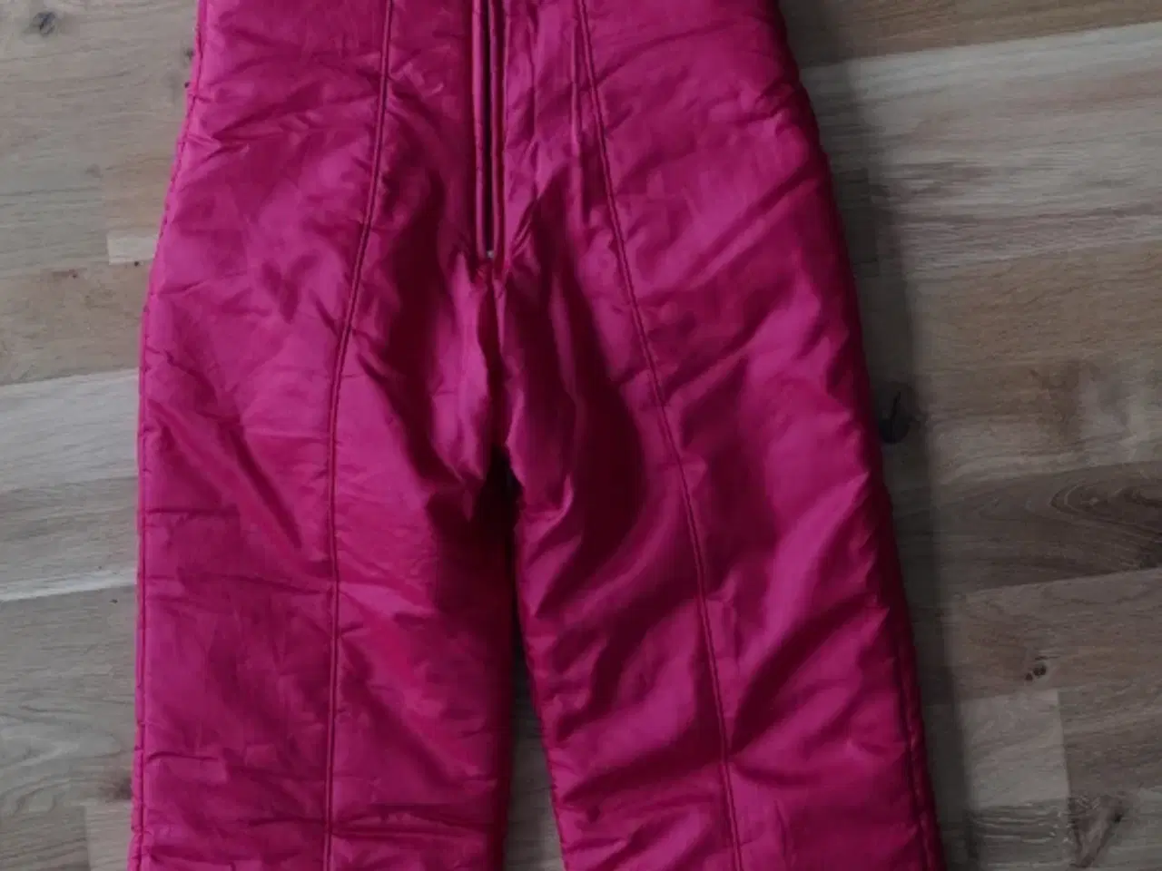 Billede 1 - Mørkerøde C&A Rodeo skibukser