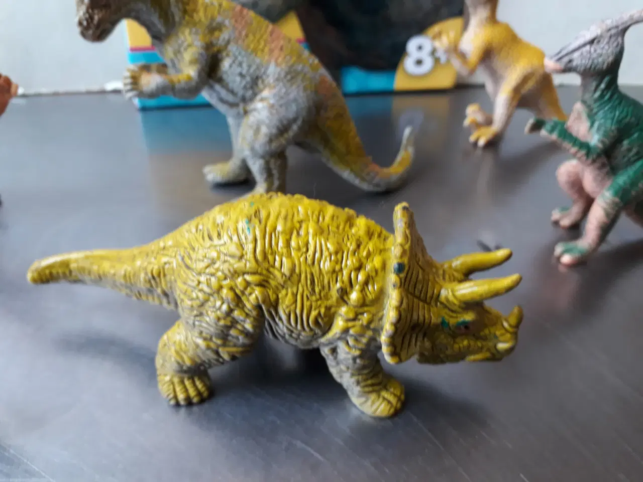 Billede 7 - 19 Dinosaurs & 1 Dinobog