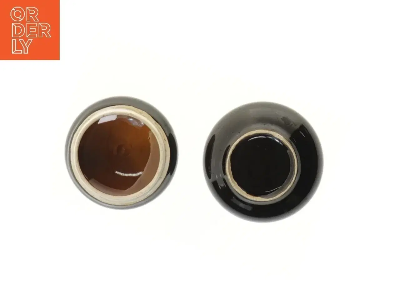 Billede 4 - Lille dekorativ beholder med låg (str. 6,5x9 cm)