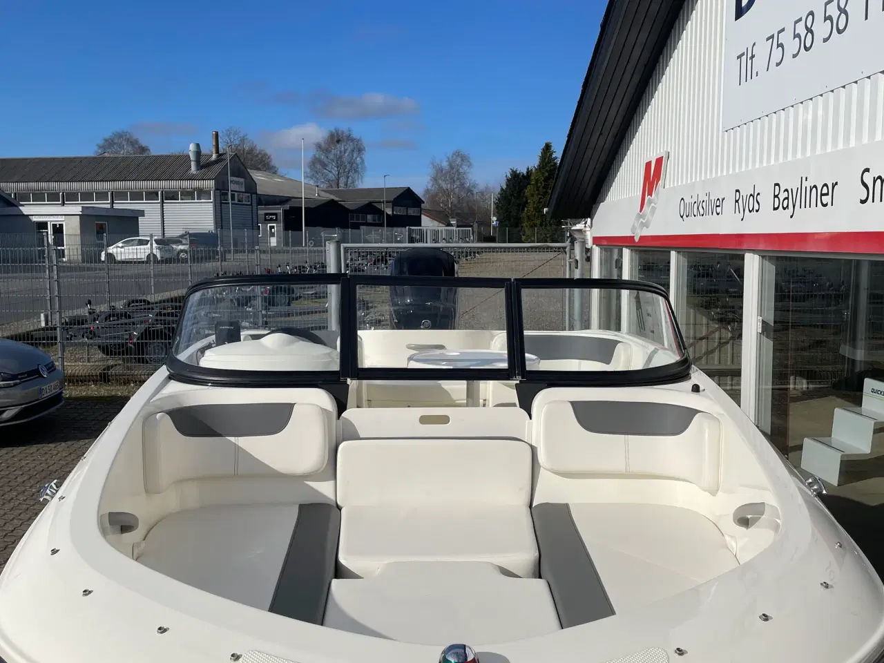 Billede 12 - E5 med Mercury F80 ELPT EFI og Brenderup 201300B