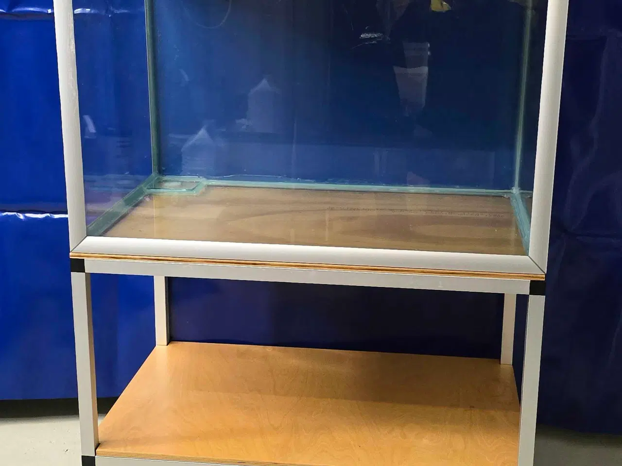Billede 7 - Akvarie 200 liter med bord.