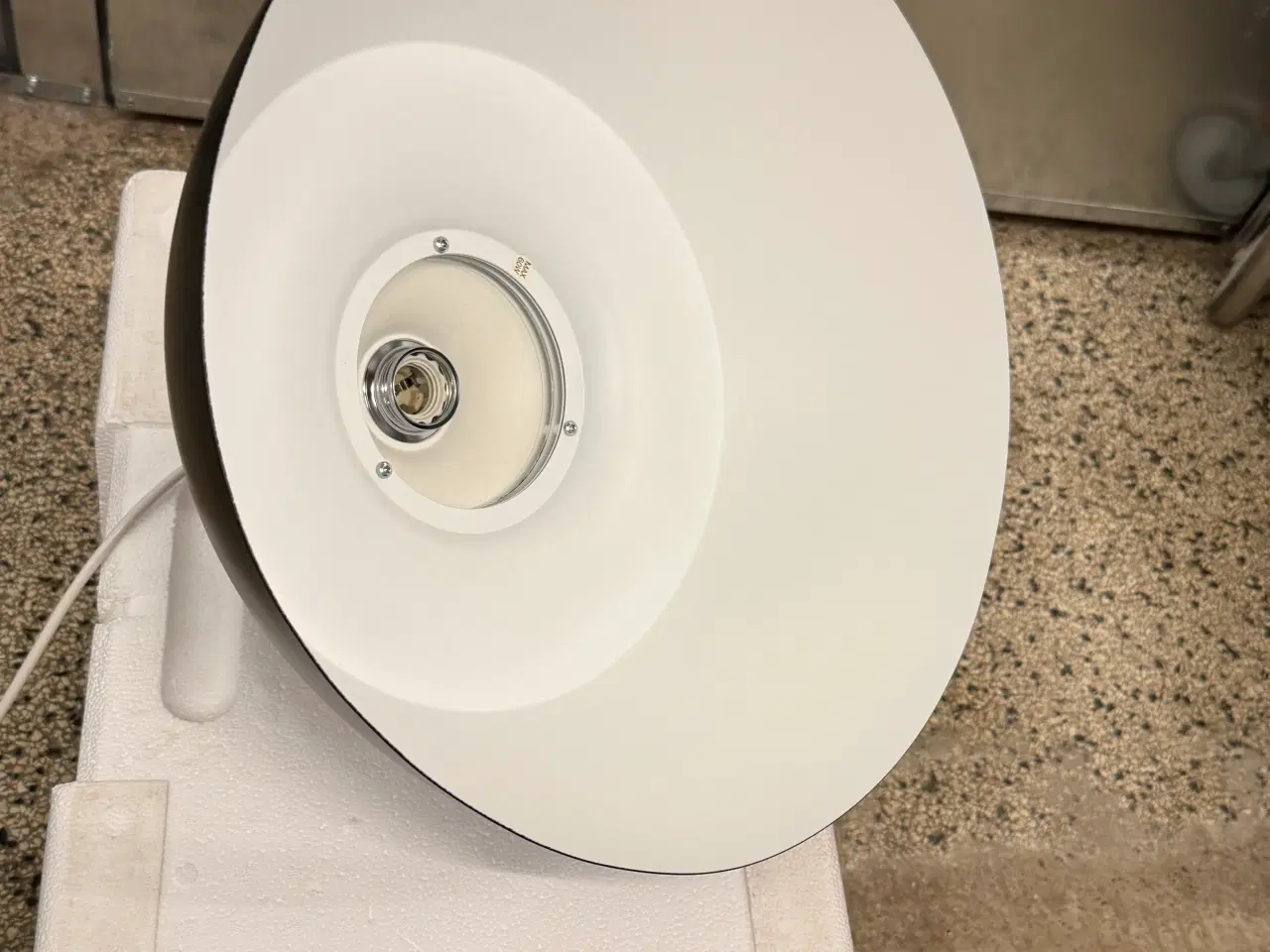 Billede 3 - Belid lampe i sort 