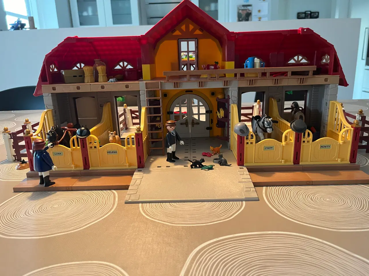 Billede 2 - Playmobil rideskole mm