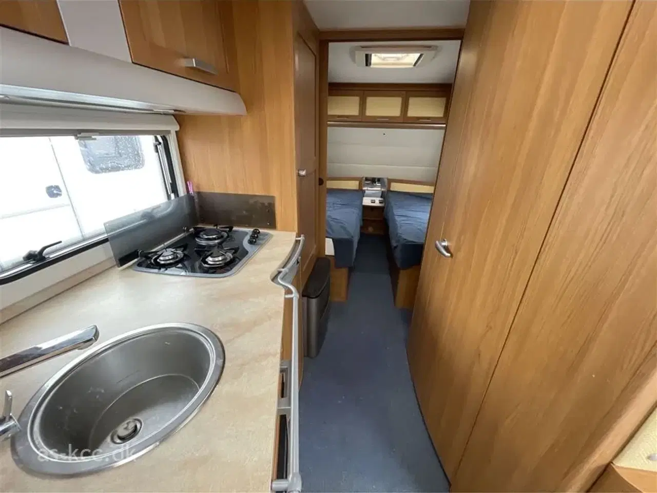 Billede 12 - 2010 - Knaus Azur 580 EU   Knaus Azur årg 2010 4 sovepladser 5 siddepladser, Isabella Commodore 2010.