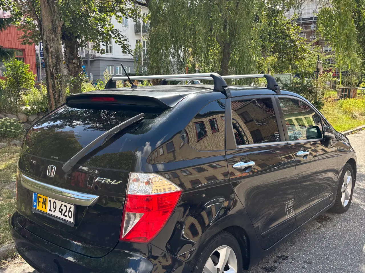 Billede 2 - Honda Frv 3 personer