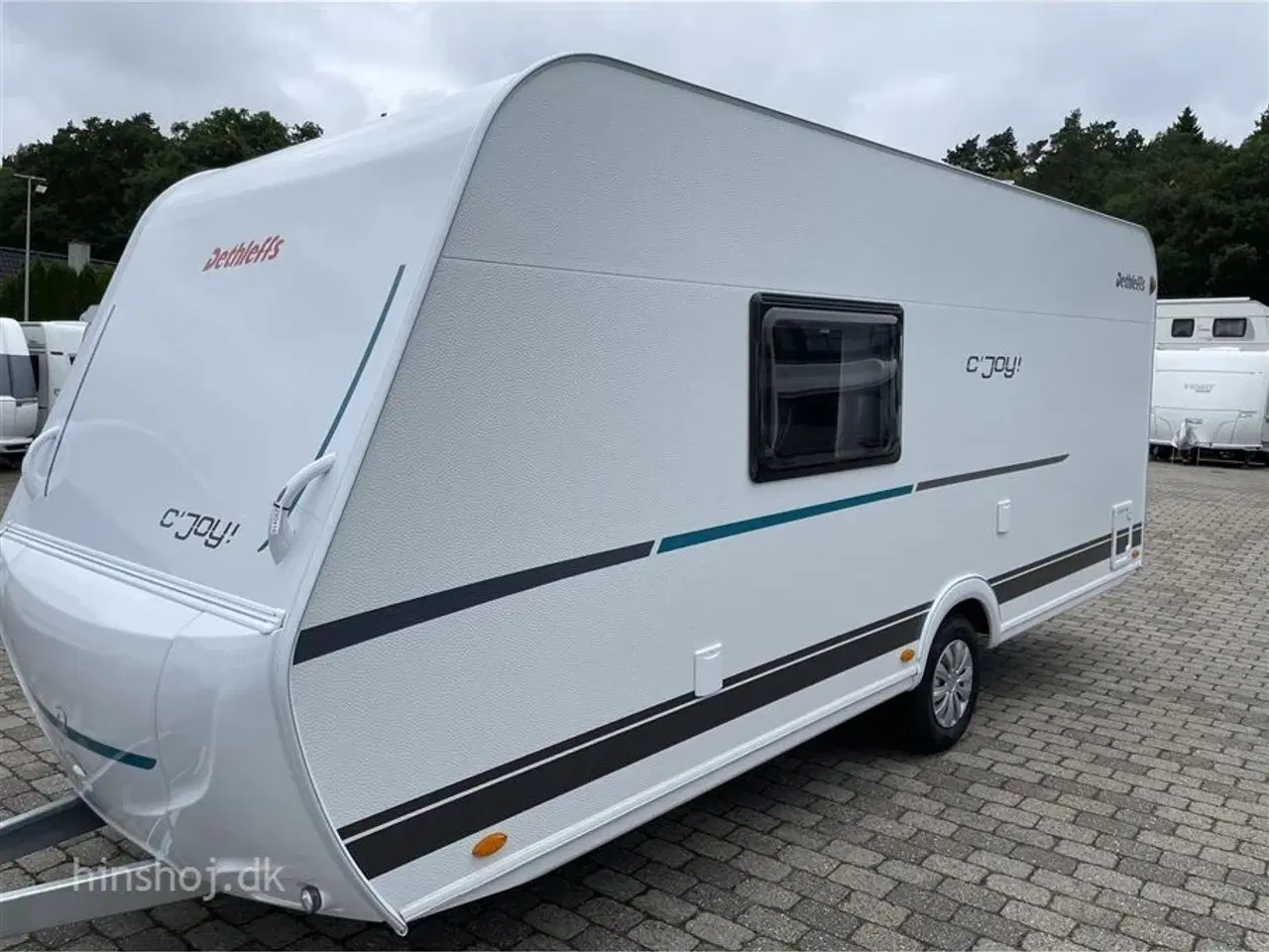 Billede 14 - 2023 - Dethleffs C'joy 480 FSH   Super lækker rejsevogn med stor fransk dobbeltseng fra Hinshøj Caravan A/S
