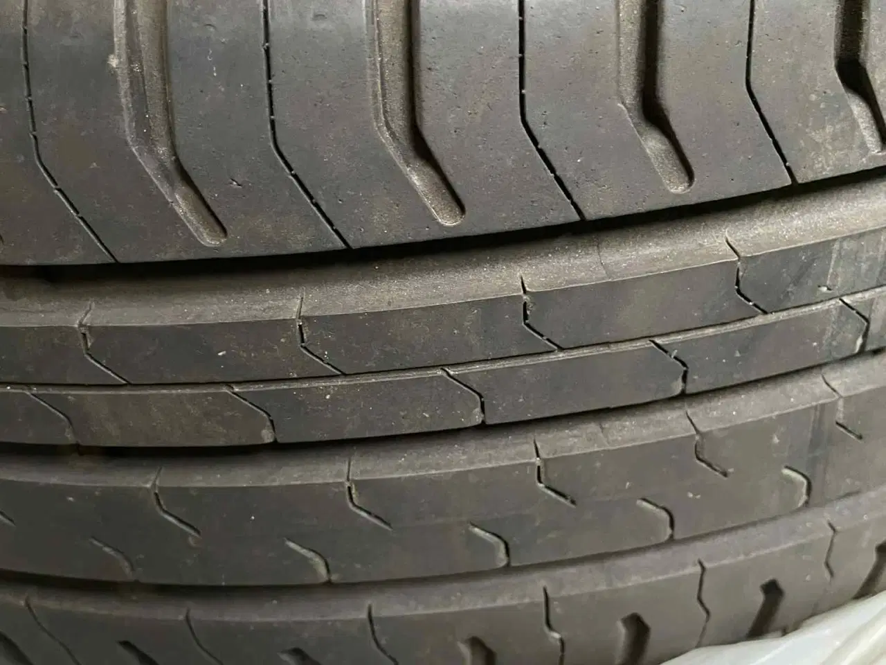 Billede 1 - 4. stk. Continental sommerdæk u. fælger