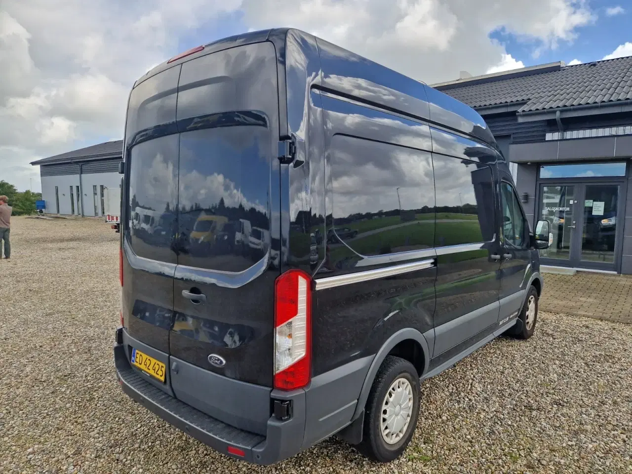 Billede 5 - Ford Transit 350 L2 Van 2,0 TDCi 130 Trend aut. H2 FWD
