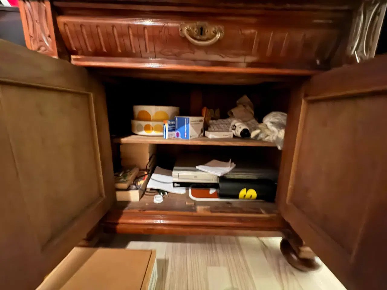 Billede 7 - Antik Vitrine skab