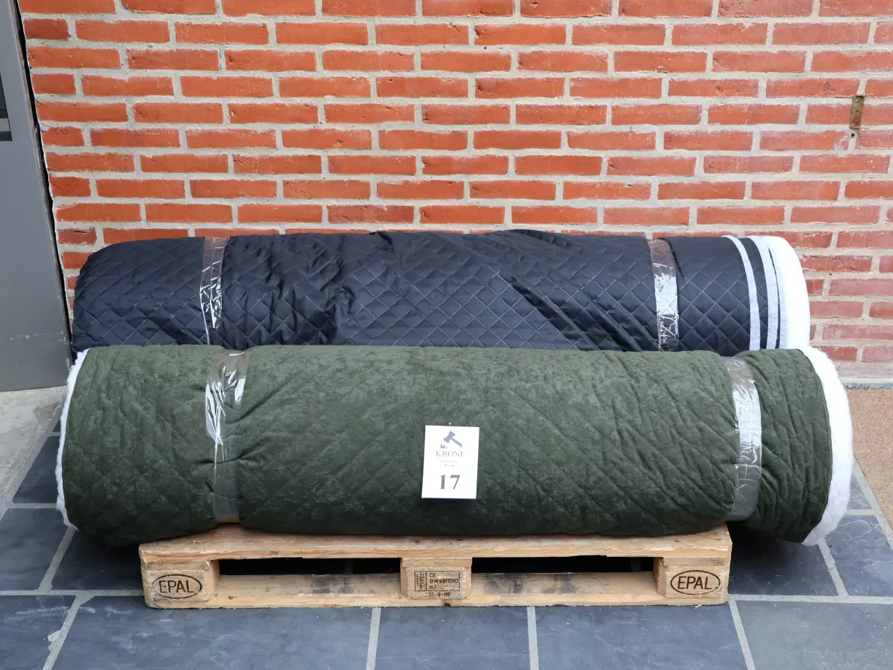 Billede 17 - 300 ruller metervarer - stof, foer..... sælges