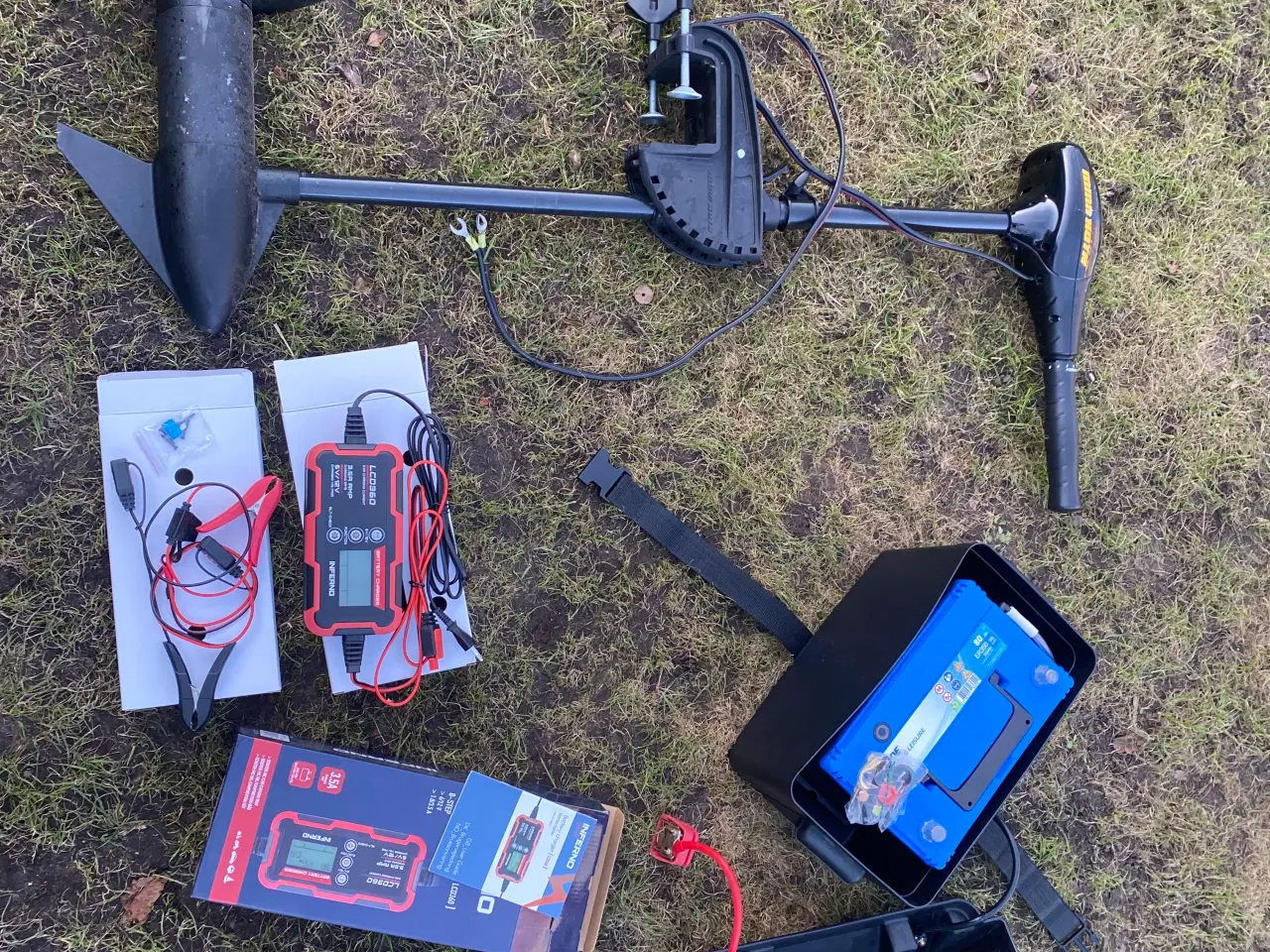 Billede 6 - 14 fod styrepult båd med trailer