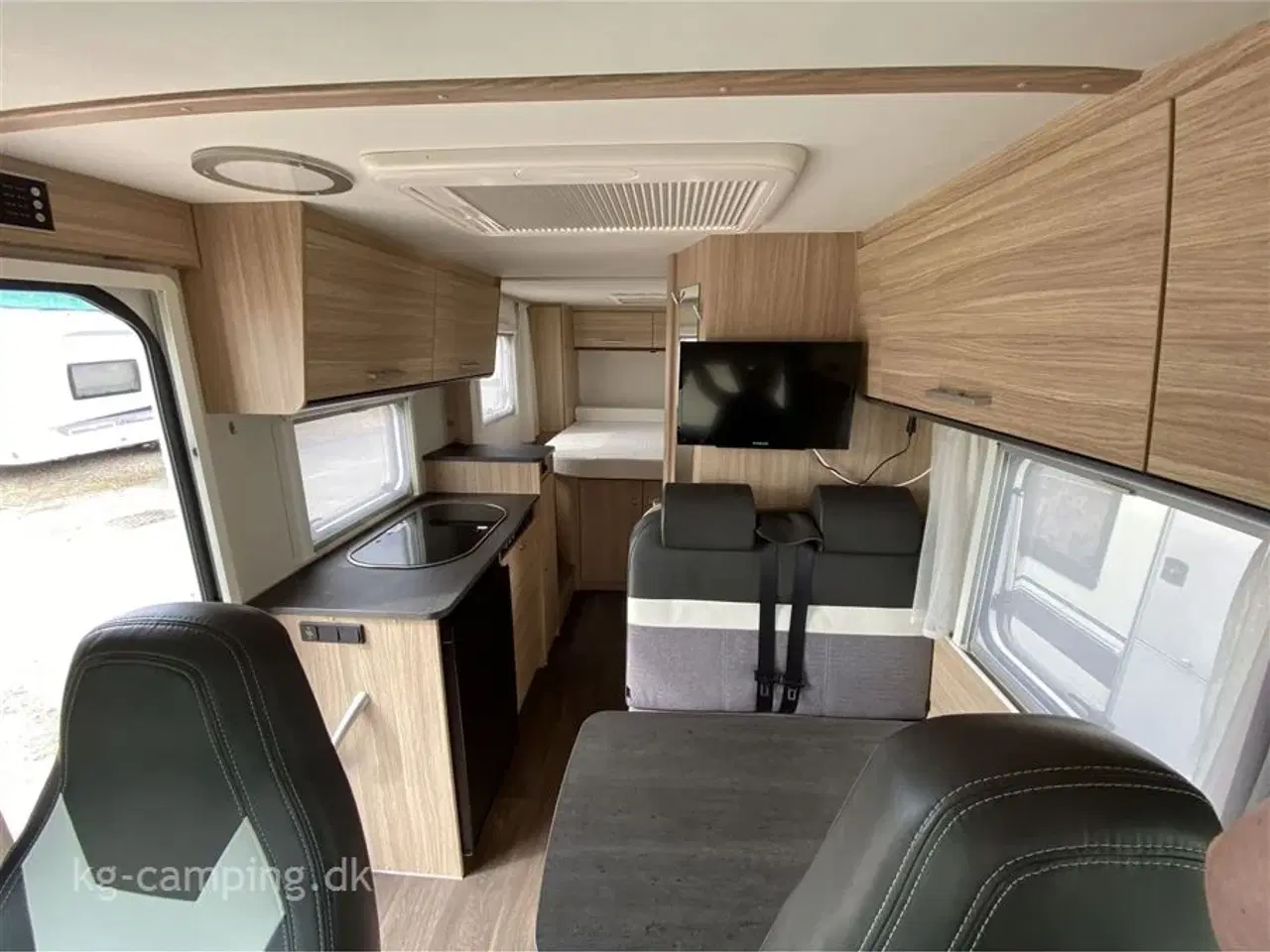 Billede 13 - 2021 - Citroen Sunlight   Velholdt autocamper med fritstående dobbeltseng