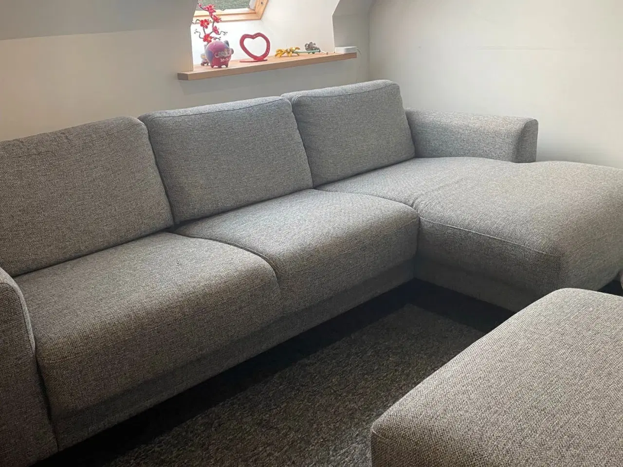 Billede 3 - 3 personers sofa, og en sofaskammel