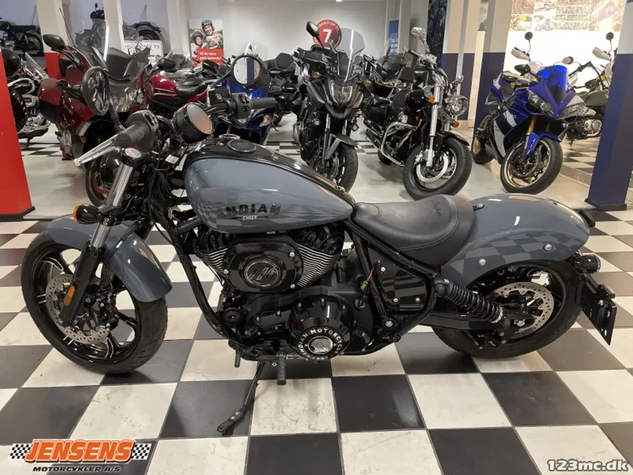 Billede 5 - Indian Chief Bobber Dark Horse