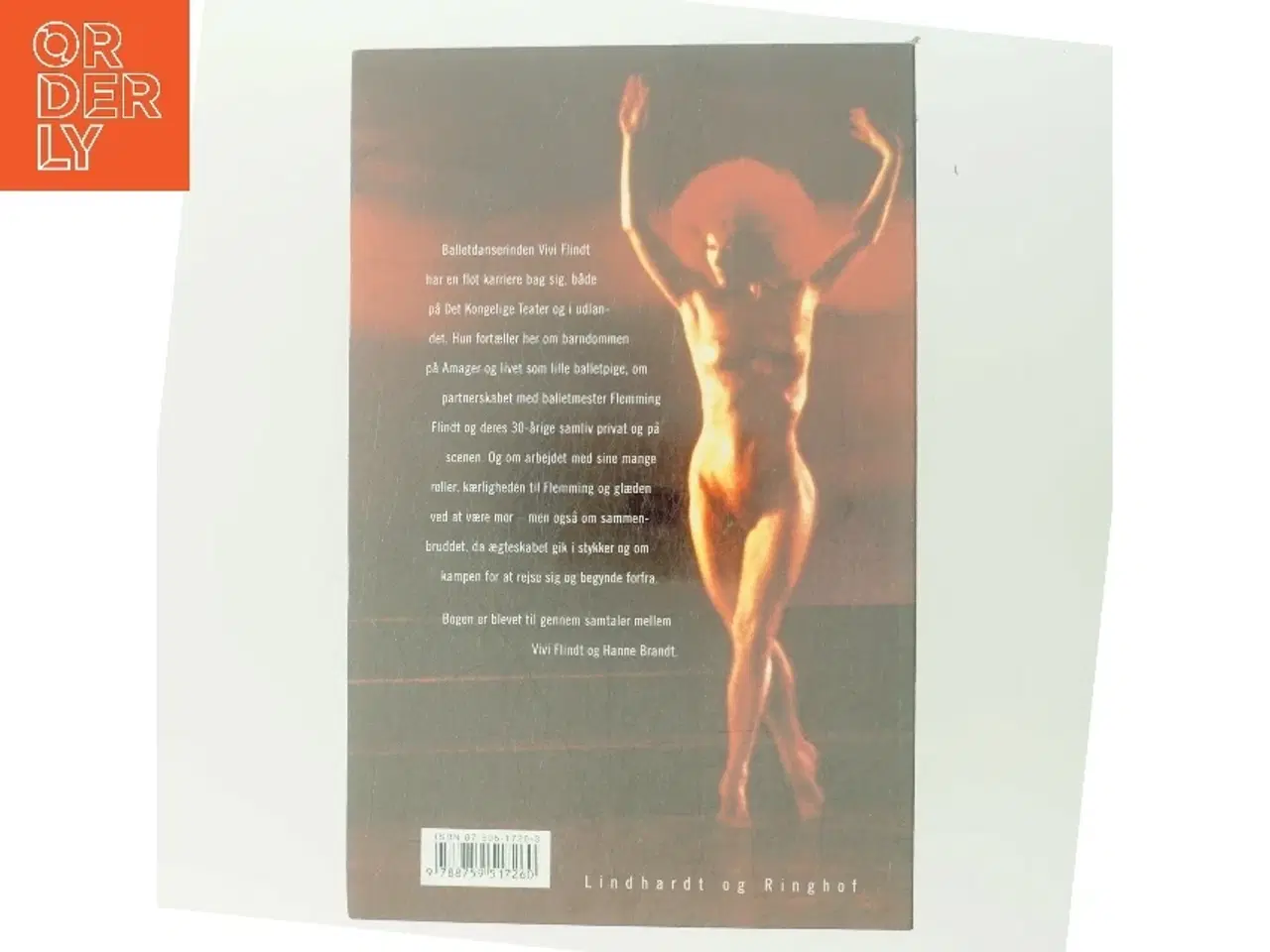 Billede 3 - Når cypressen blomstrer : et portræt af Vivi Flindt (Bog)