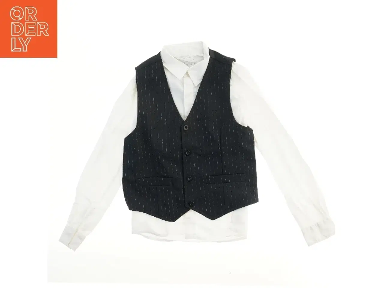 Billede 1 - Vest og hvid skjorte fra Name It (str. 146)