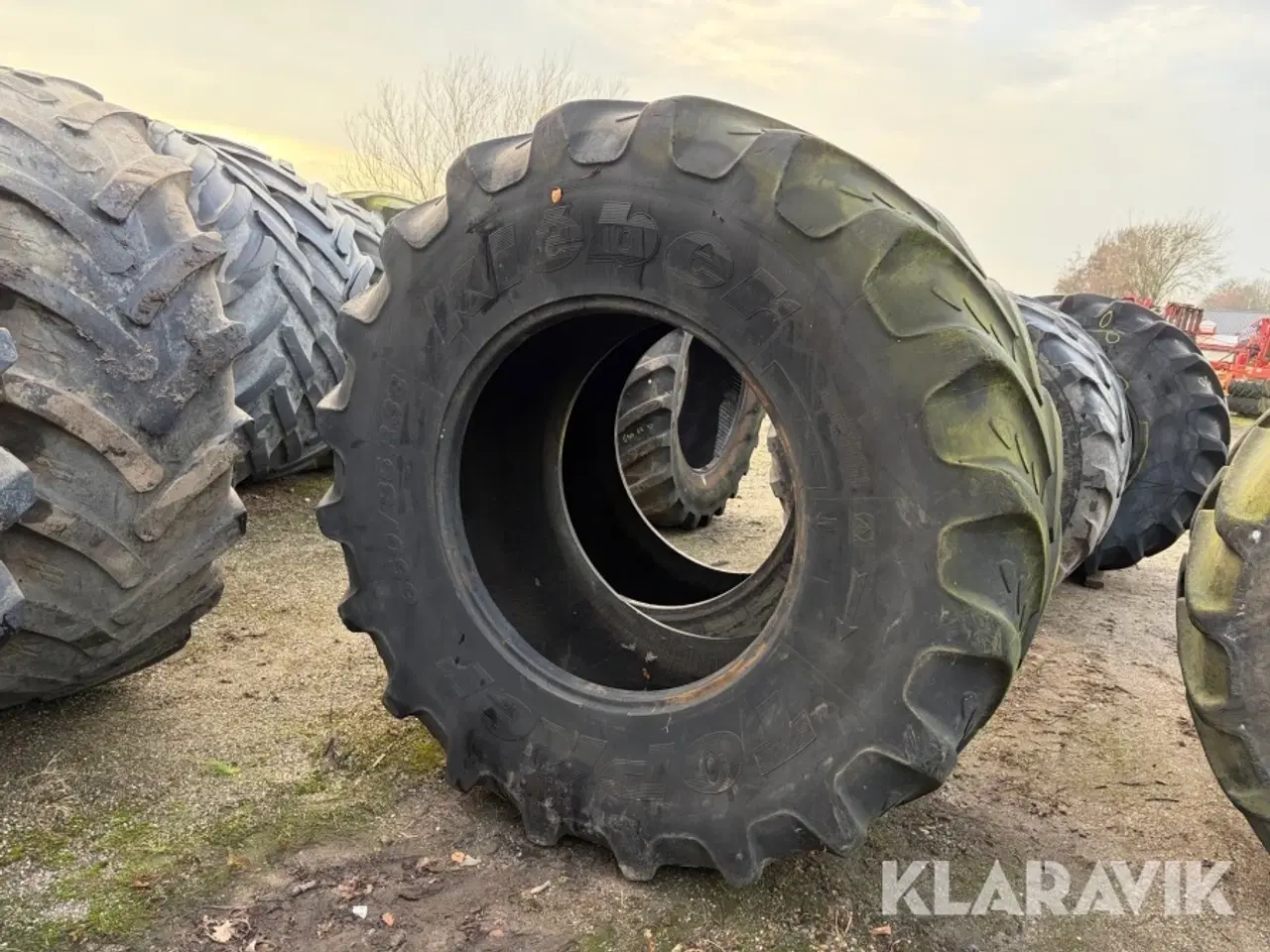 Billede 5 - Landbrugsdæk Kleber + Bridgestone 650/85R38 2 styk