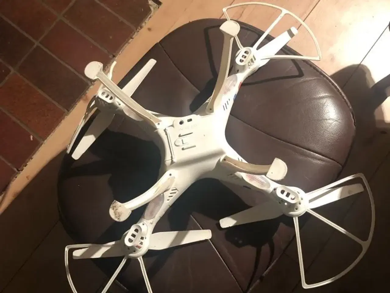 Billede 3 - Stor drone