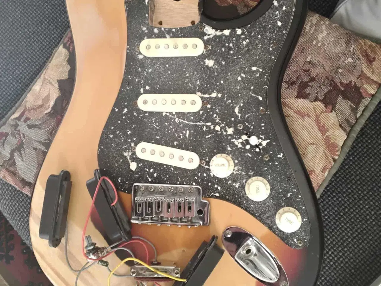 Billede 1 - Samick Strat krop, m. det hele!