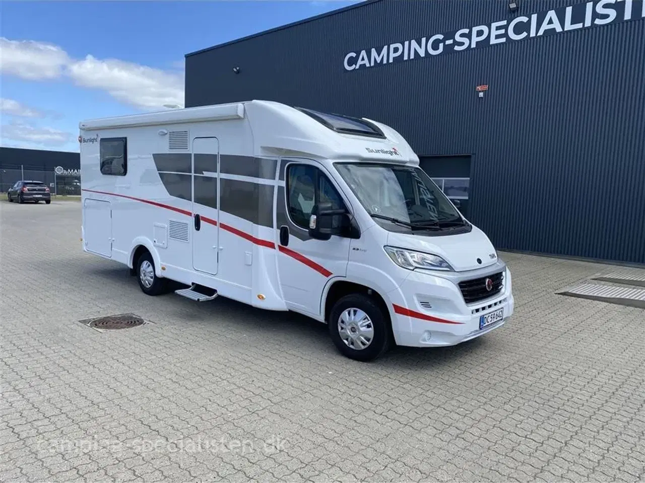 Billede 2 - 2021 - SunLight T 69 L   Flot  Autocamper fra SunLight  model 2021 kan nu Ses hos Camping-Specialisten.dk