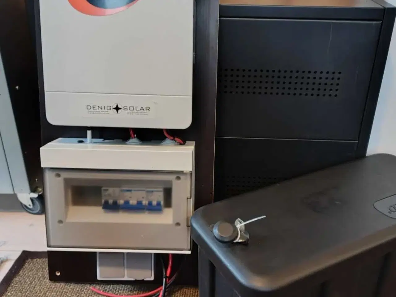 Billede 1 - 4kW off grid solcelleanlæg