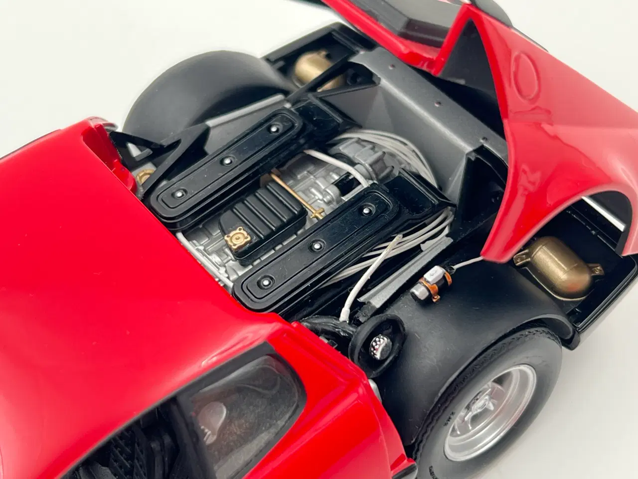 Billede 7 - 1976 Ferrari 512 BB - KYOSHO - 1:18